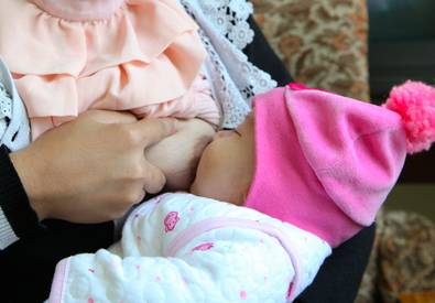 mother breastfeeding