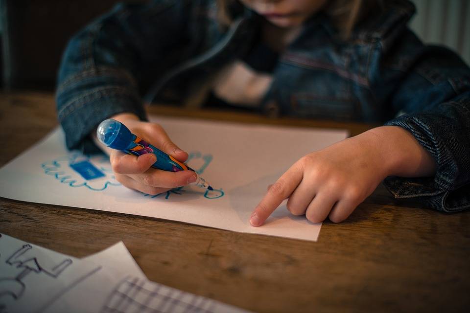 preschooler drawing 