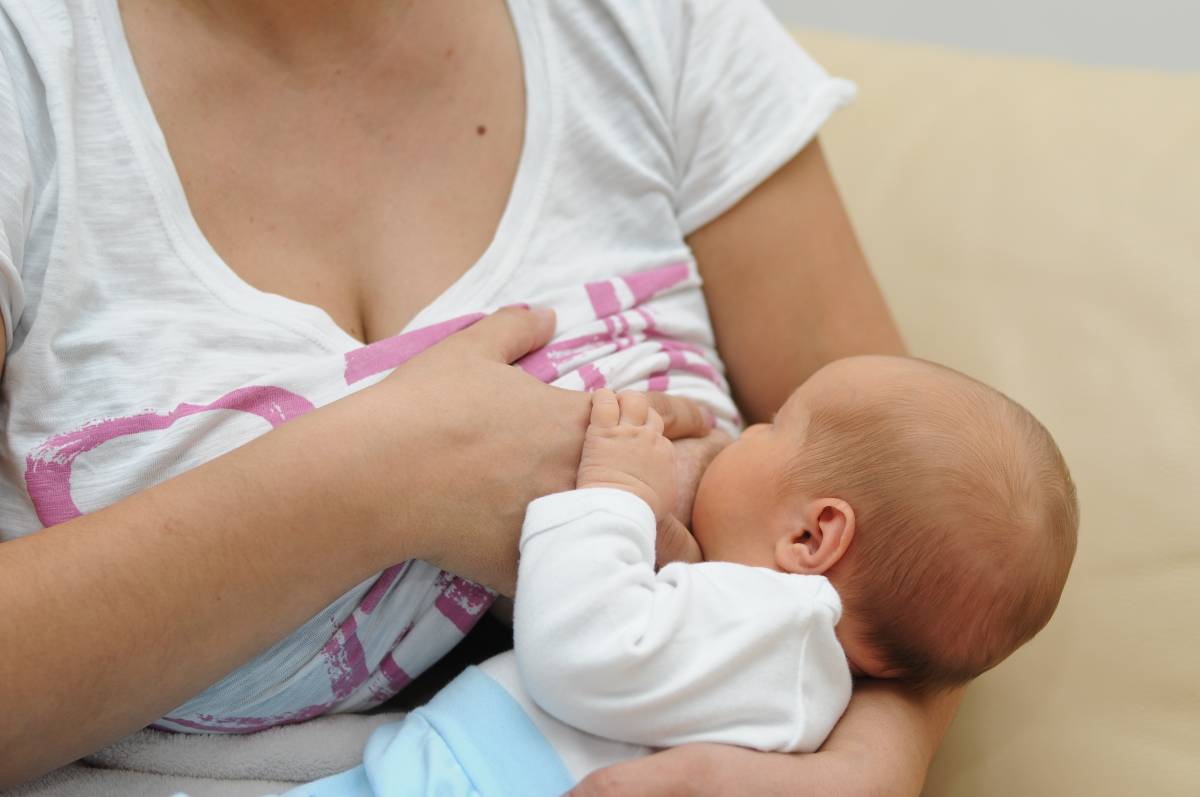 Ushqimi optimal gjatë 6 muajve të parë