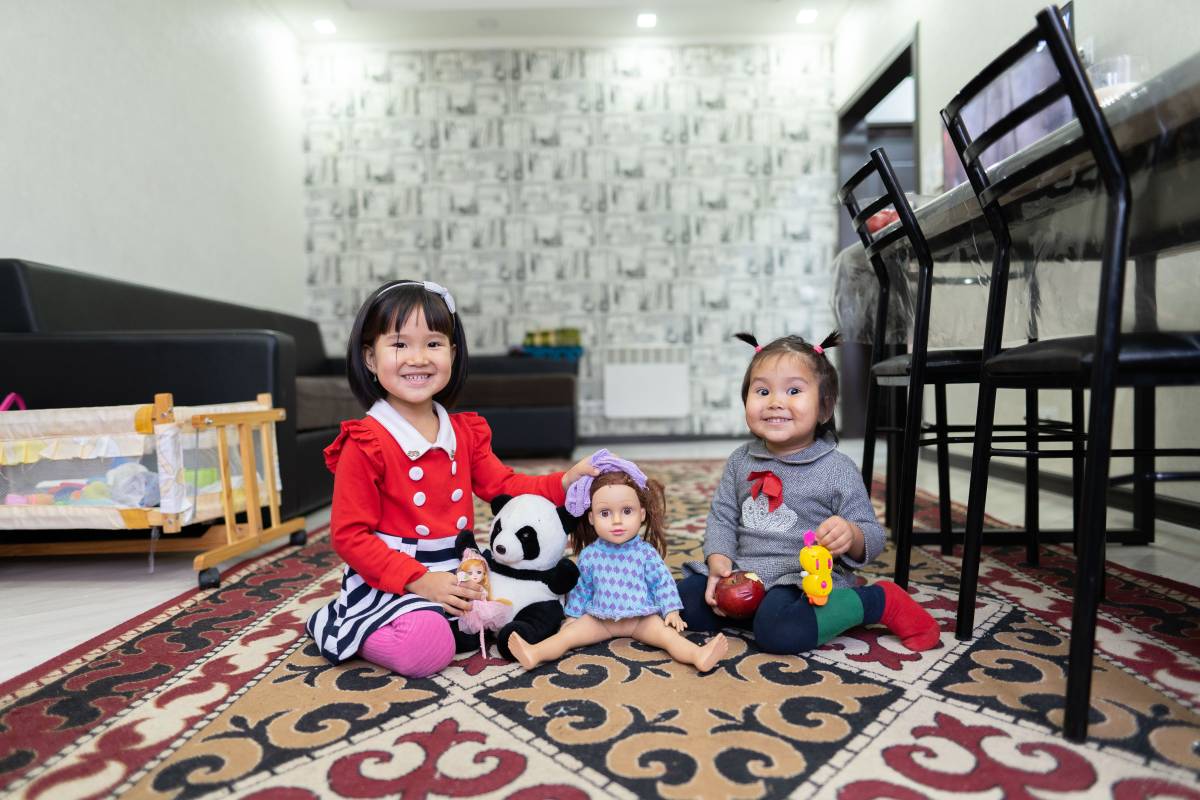 Sisters_25-36months_KGZ.jpeg
