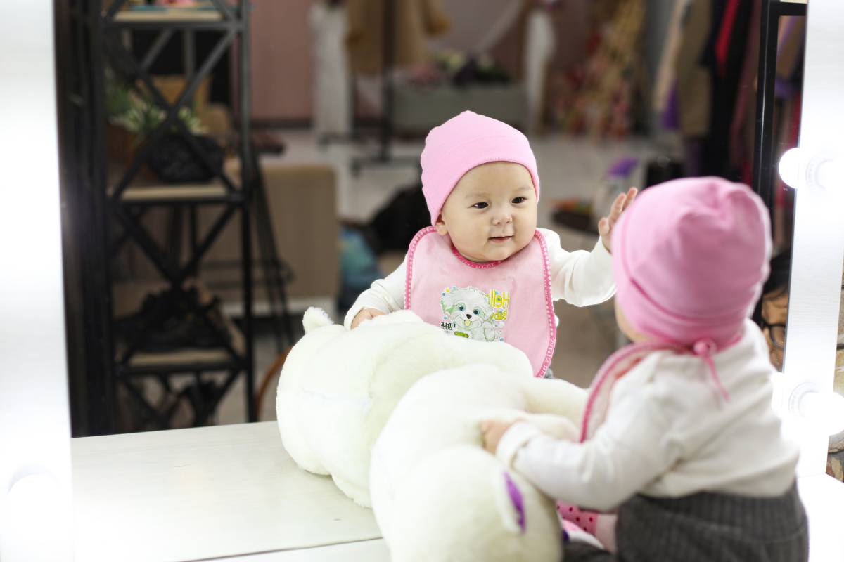 Mirror_10-12months_KGZ.jpeg