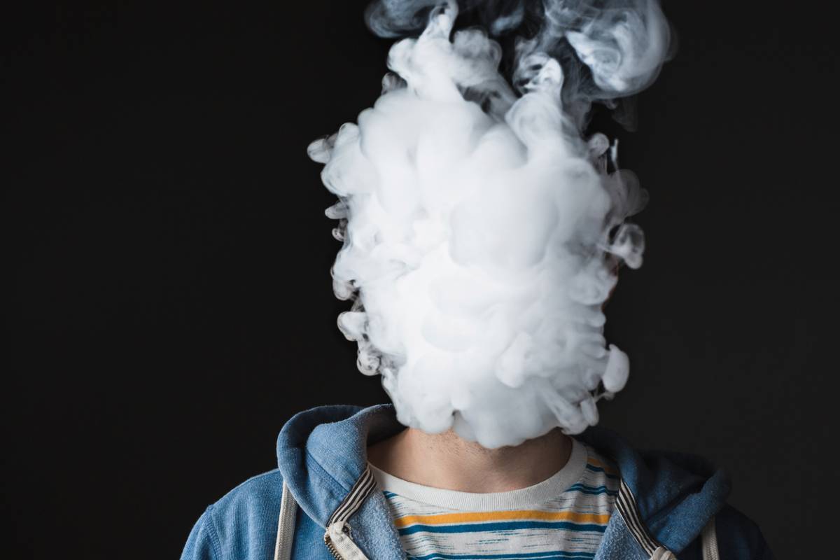 pericolul fumatului tigarilor electronice pentru adolescenti